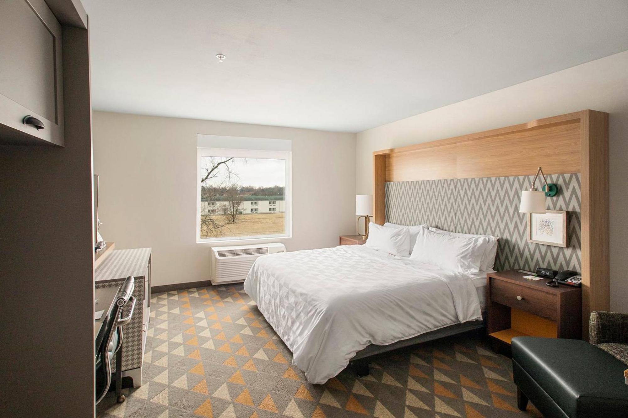 Holiday Inn & Suites Decatur-Forsyth By Ihg Exterior foto